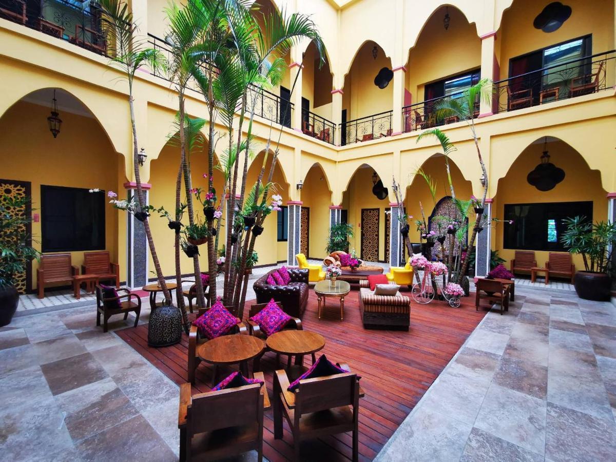 Anchanlina Hotel - Sha Plus Чалонг Экстерьер фото