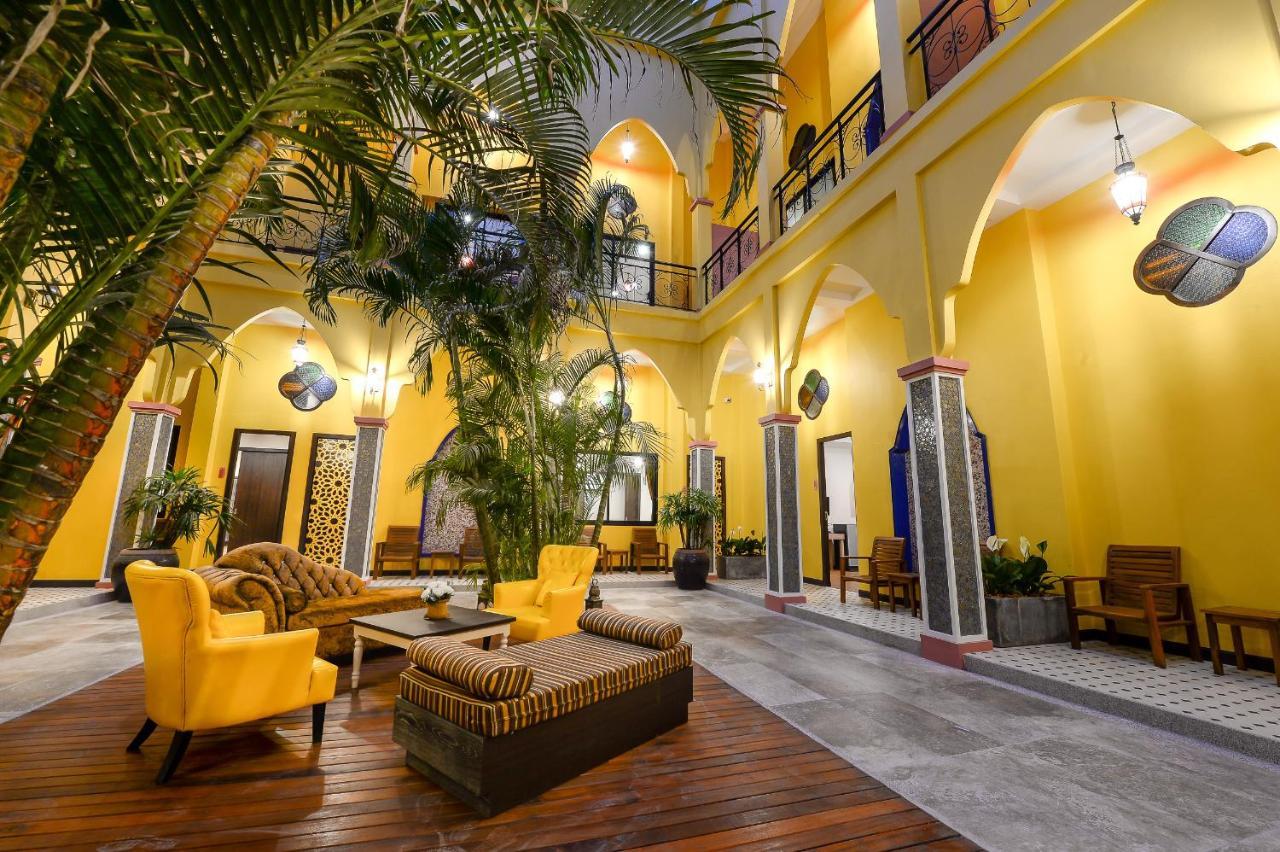 Anchanlina Hotel - Sha Plus Чалонг Экстерьер фото