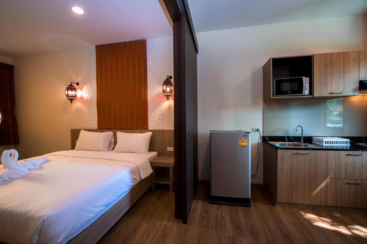 Anchanlina Hotel - Sha Plus Чалонг Экстерьер фото